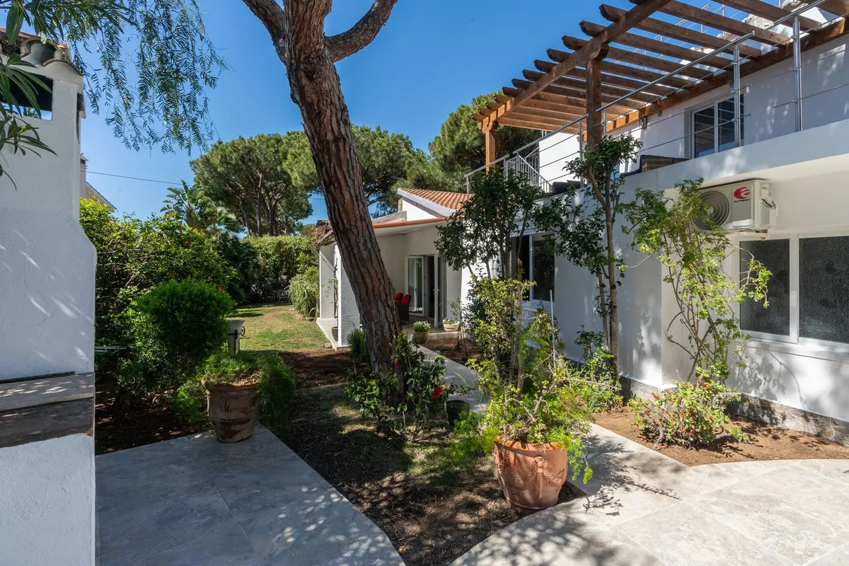 8380515a-639a-4eb8-a904-efa81745361e