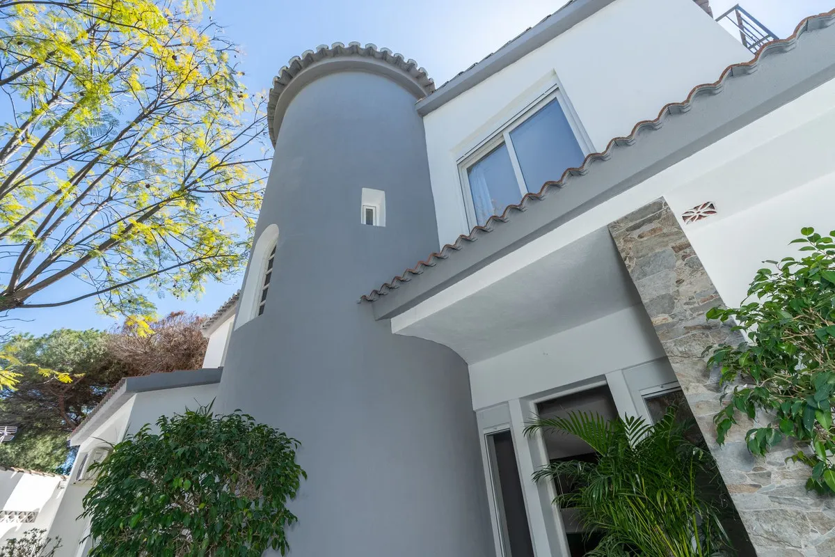 ec691132-4ed4-4dc2-b3df-ca40aada33f1