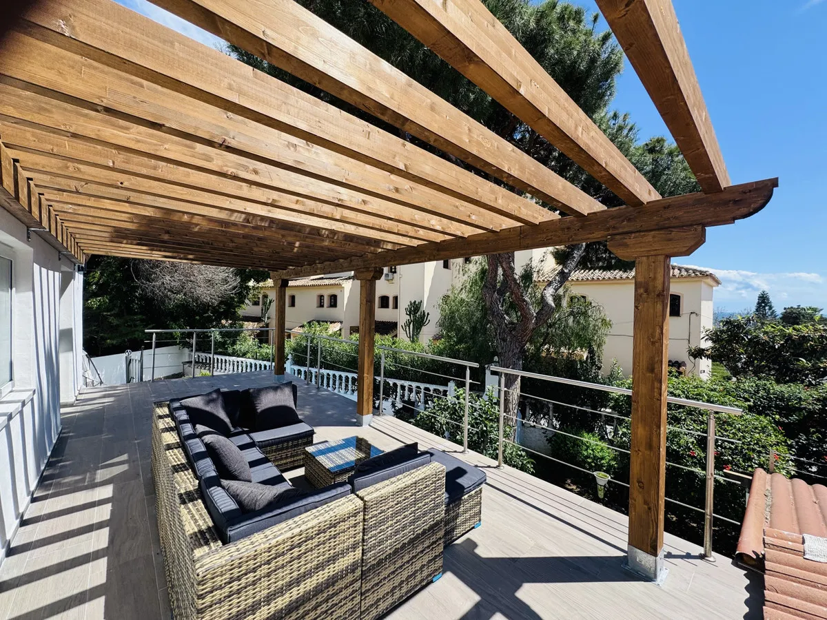 4f43ef08-9020-45a8-a2dc-abb33cd9c782