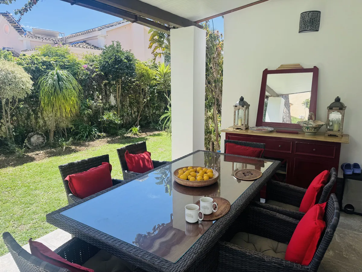 5d5d93a9-30b3-4d25-a88a-185c252f3c8a