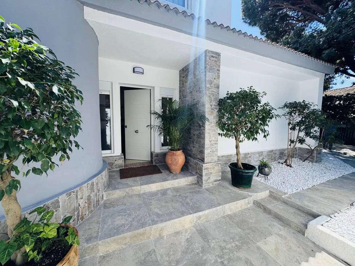 d2305750-9857-4f64-99c2-9a9f709297eb