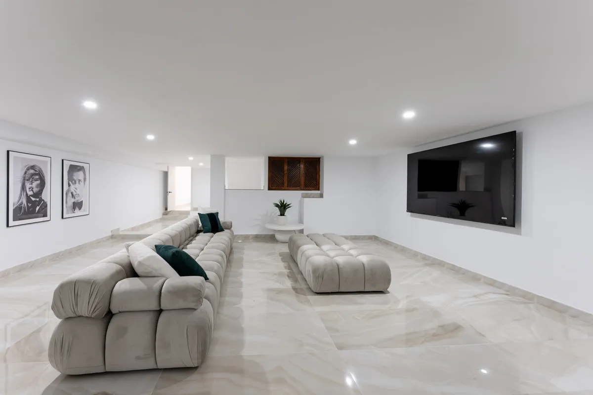 68e5cefa-d281-46e5-a67b-1a7cf6aa849b