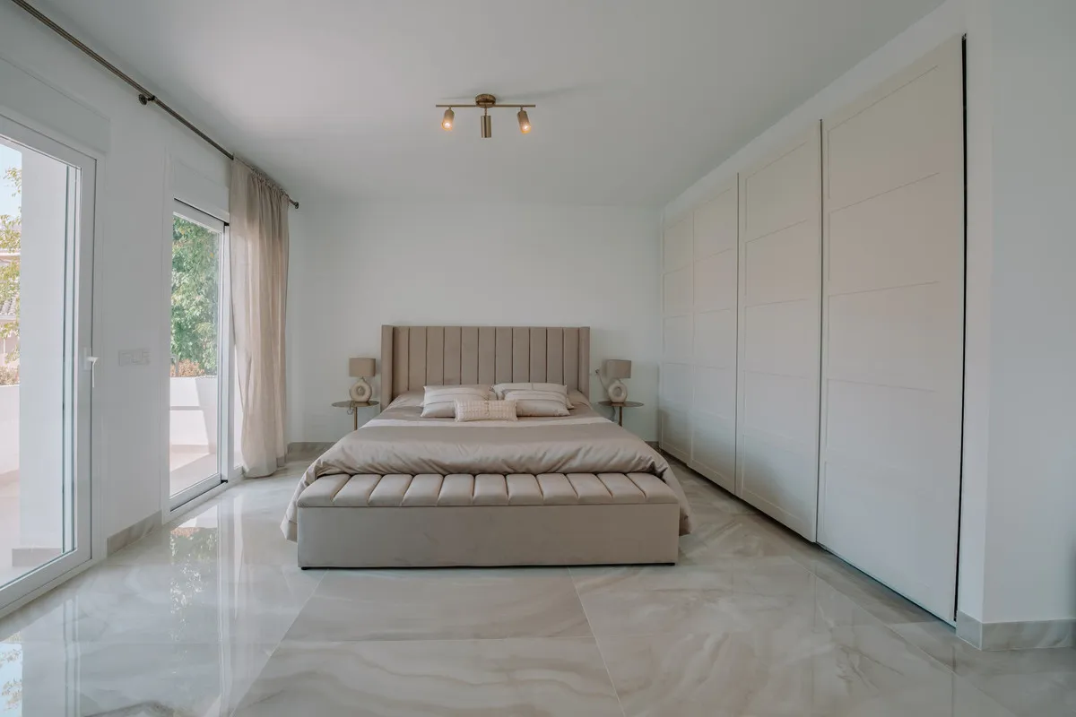 fc8824f5-6d0c-4143-9aec-f9c3cda95df7