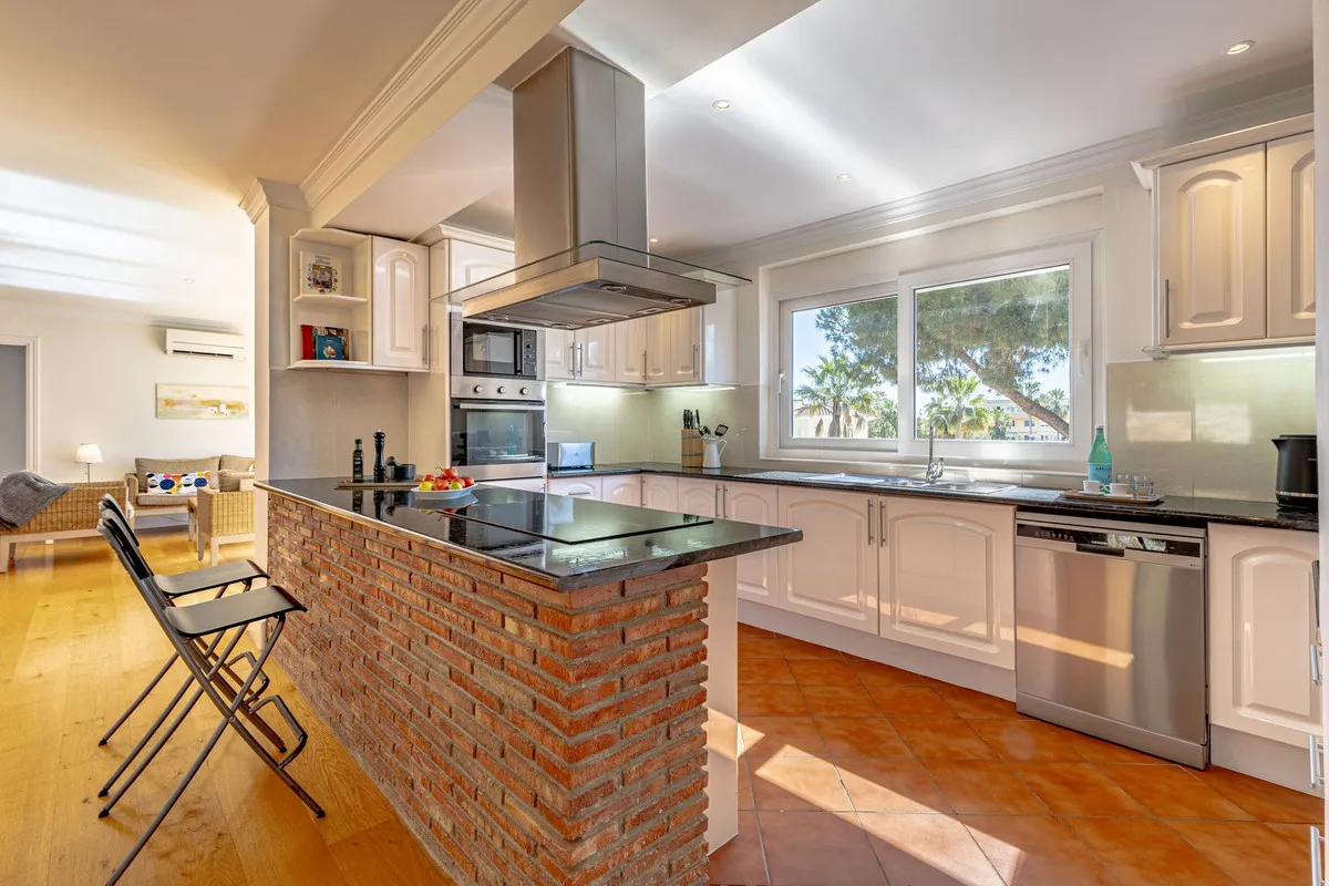 57e5218a-a3e1-424b-8796-eda0734f1773