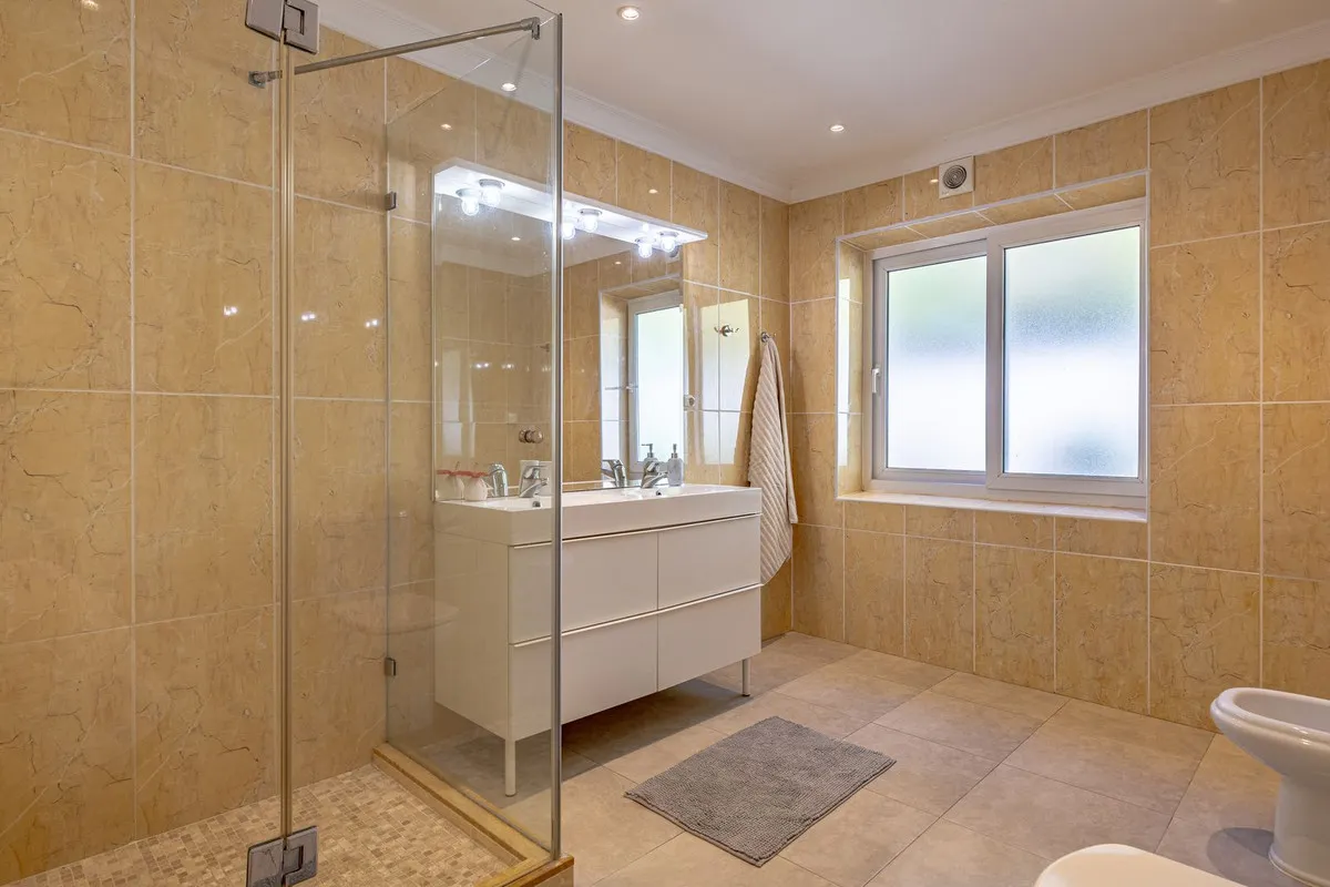 7dee43e2-dcf3-4c35-bd06-9bd21698e7e6