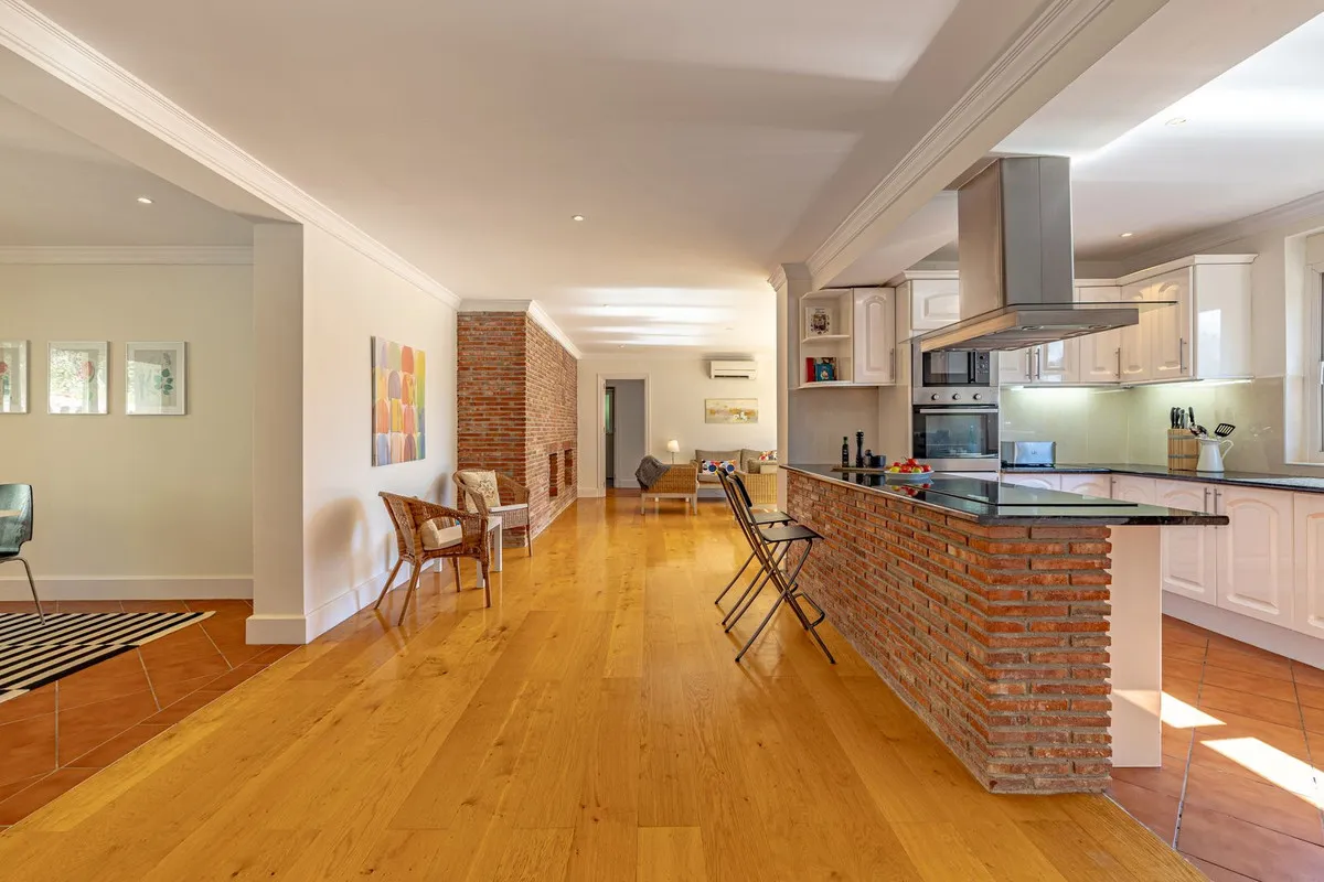 c0262f76-e37a-4fd6-9c34-3d2d0993a0c9