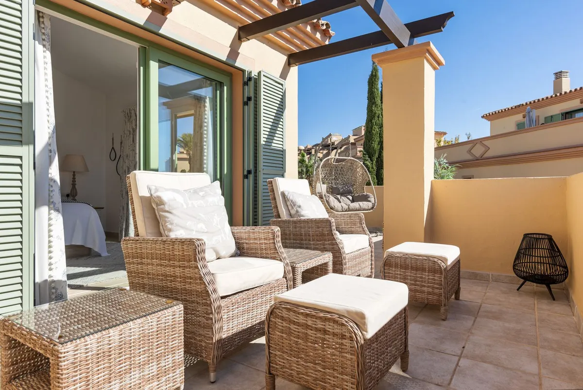 214035b2-35b8-49a8-ae53-be63af5368d9