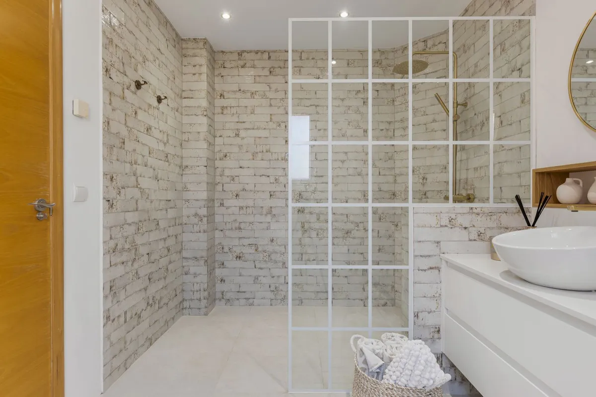 5bbfa429-27b6-4746-ac19-428e58ca9284