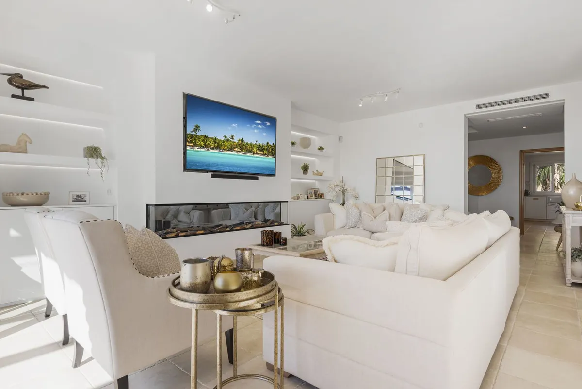 75a58585-ba1a-4945-859d-3fa7b0f56fbc