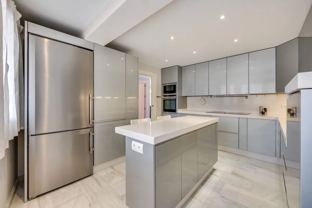 264a926b-b8aa-4429-b823-ae3c07797968