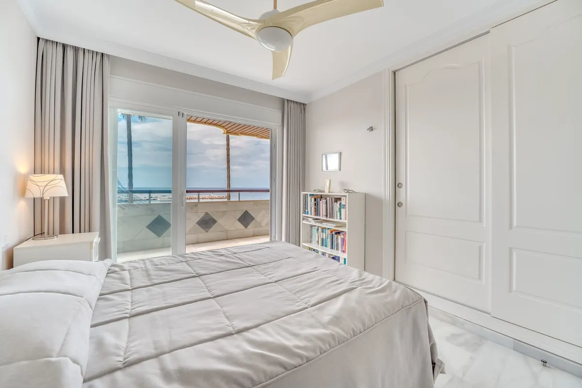 64df4f77-b0a5-46b0-83df-4cd15041594d