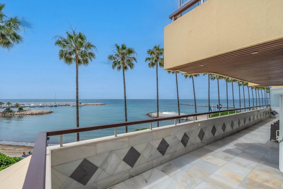 b58fe788-4f56-4c3d-b2c3-3e6b96d32346