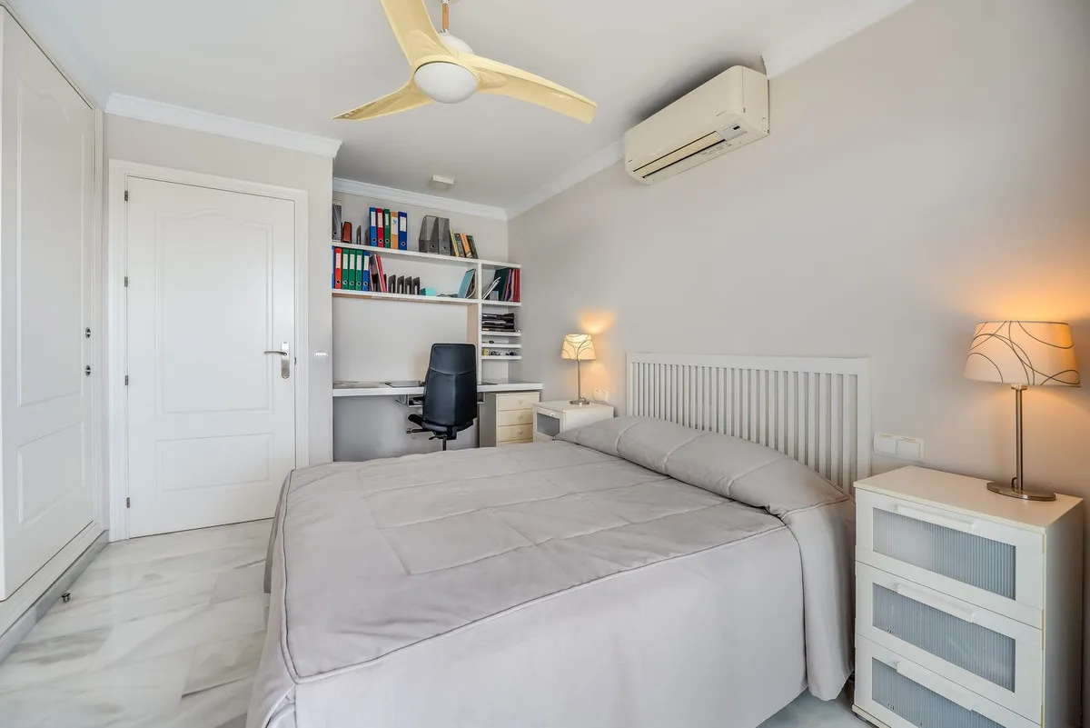 e90d632f-9bde-4392-945e-719e132ca436