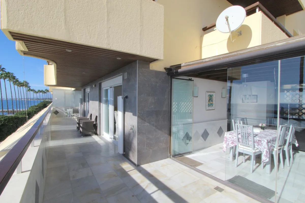 f7f76832-bdc3-44eb-b72e-1cde42750050