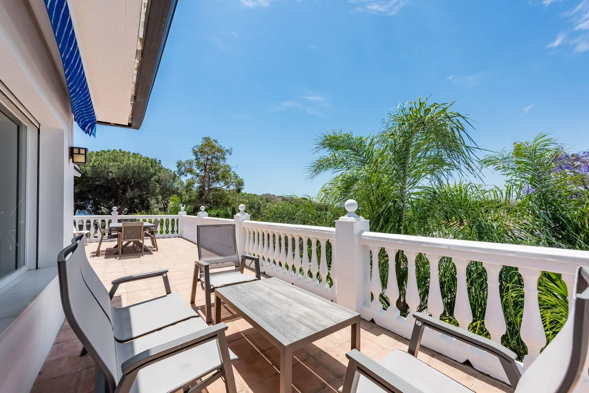 a9835e02-b1fd-48c6-a269-3f12346d304a