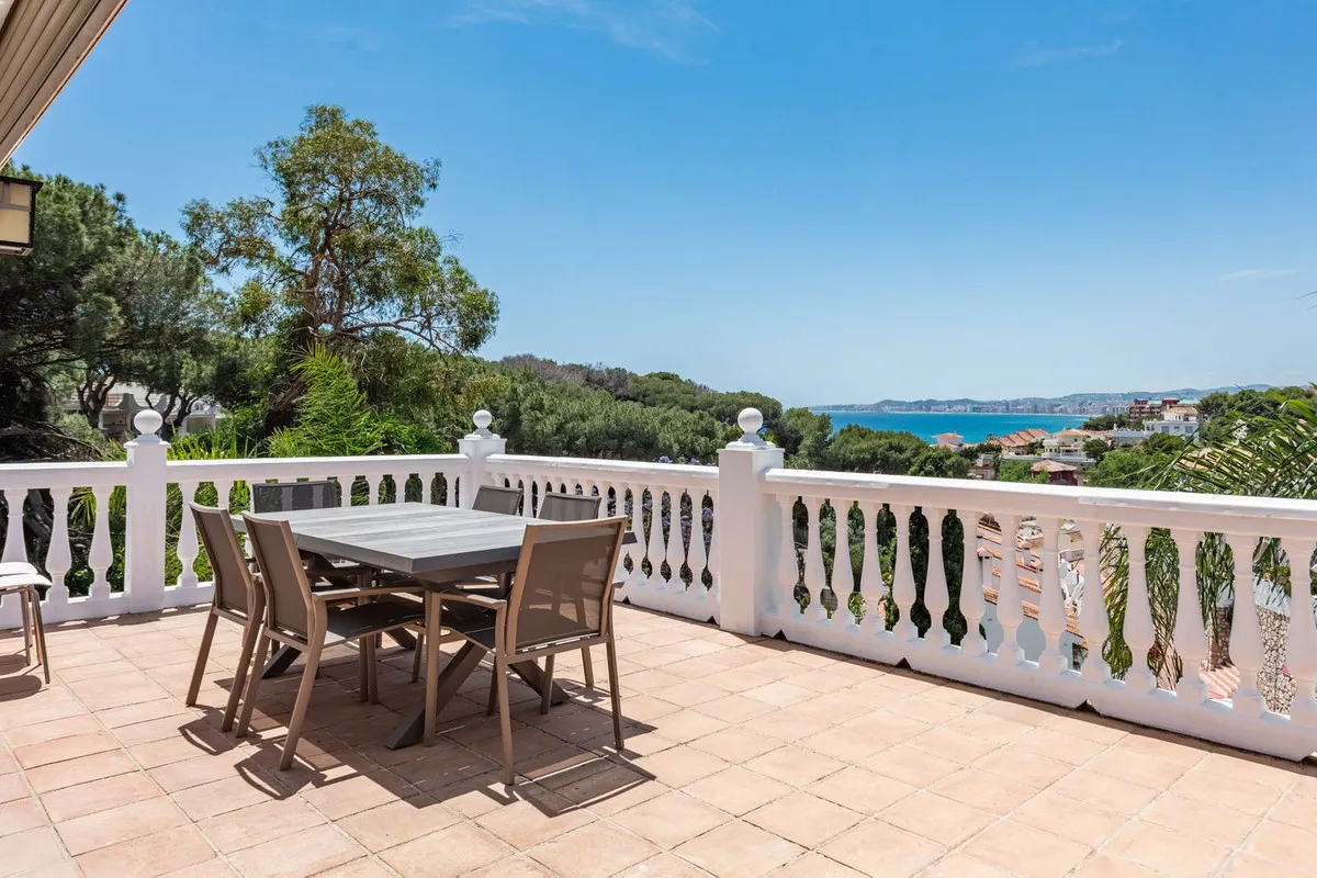 f537f7d2-f6c1-430e-9a1e-d3d67e31280a