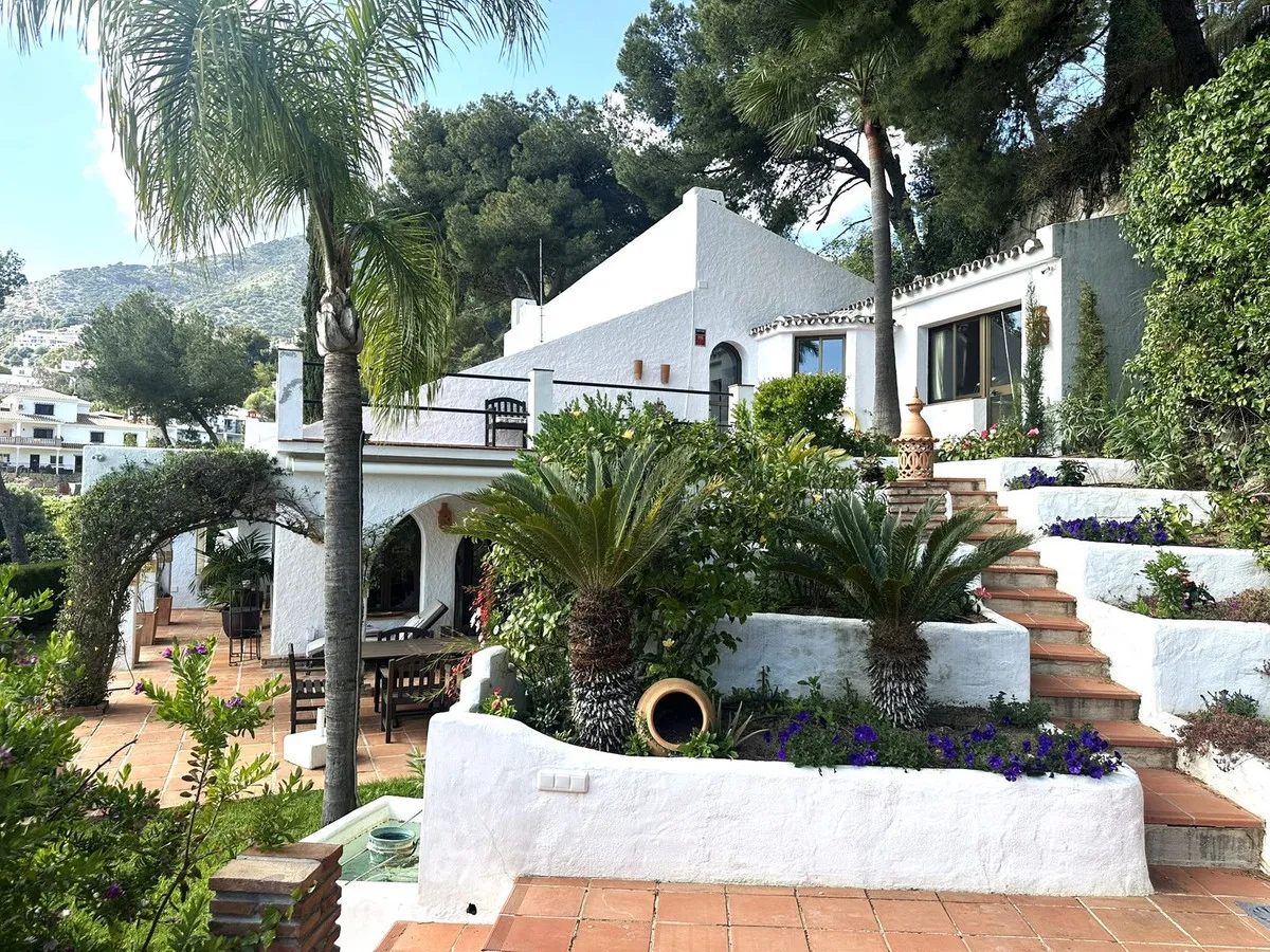 458ce1f6-bdb1-442c-bf45-46df8946fa19