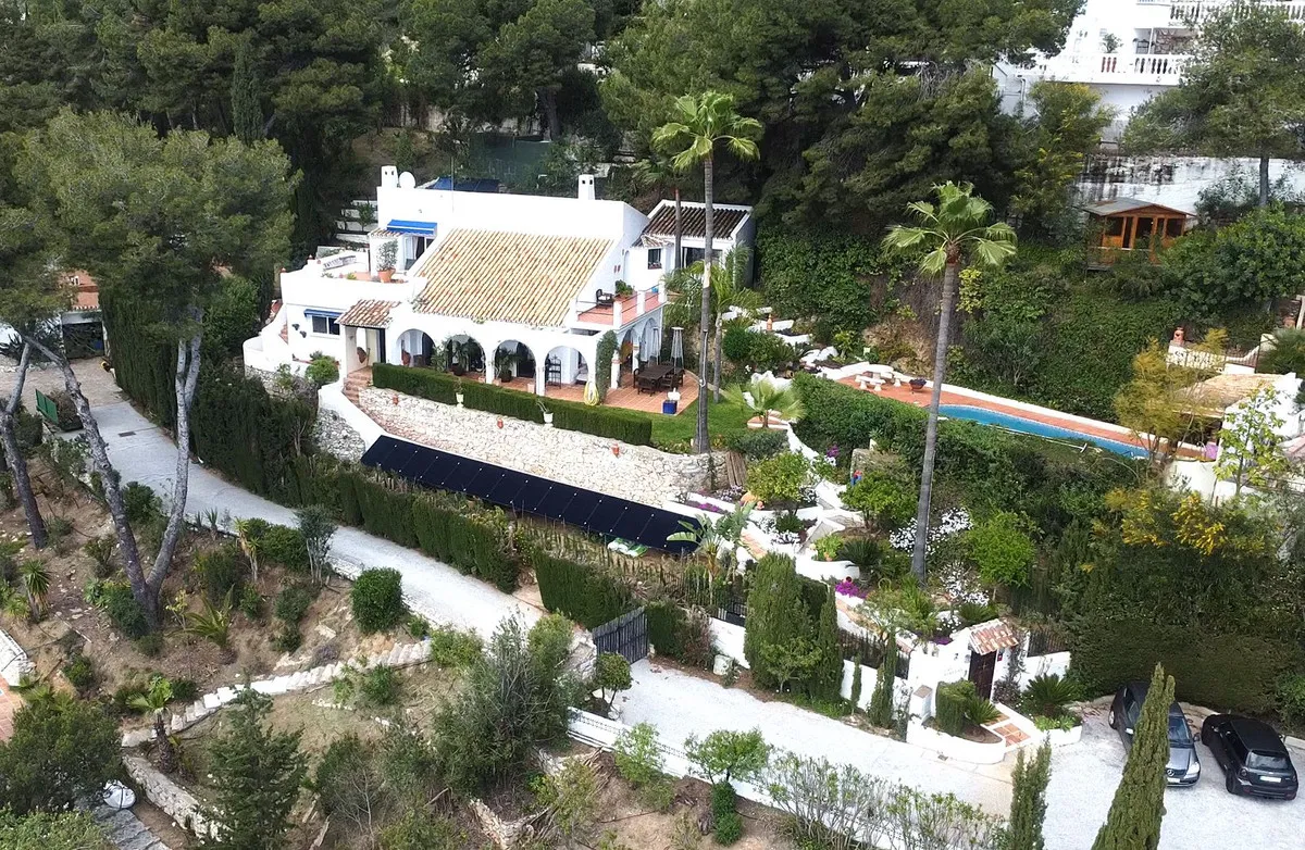 870ae9d4-45ba-4012-8ab2-55fa4344d75b