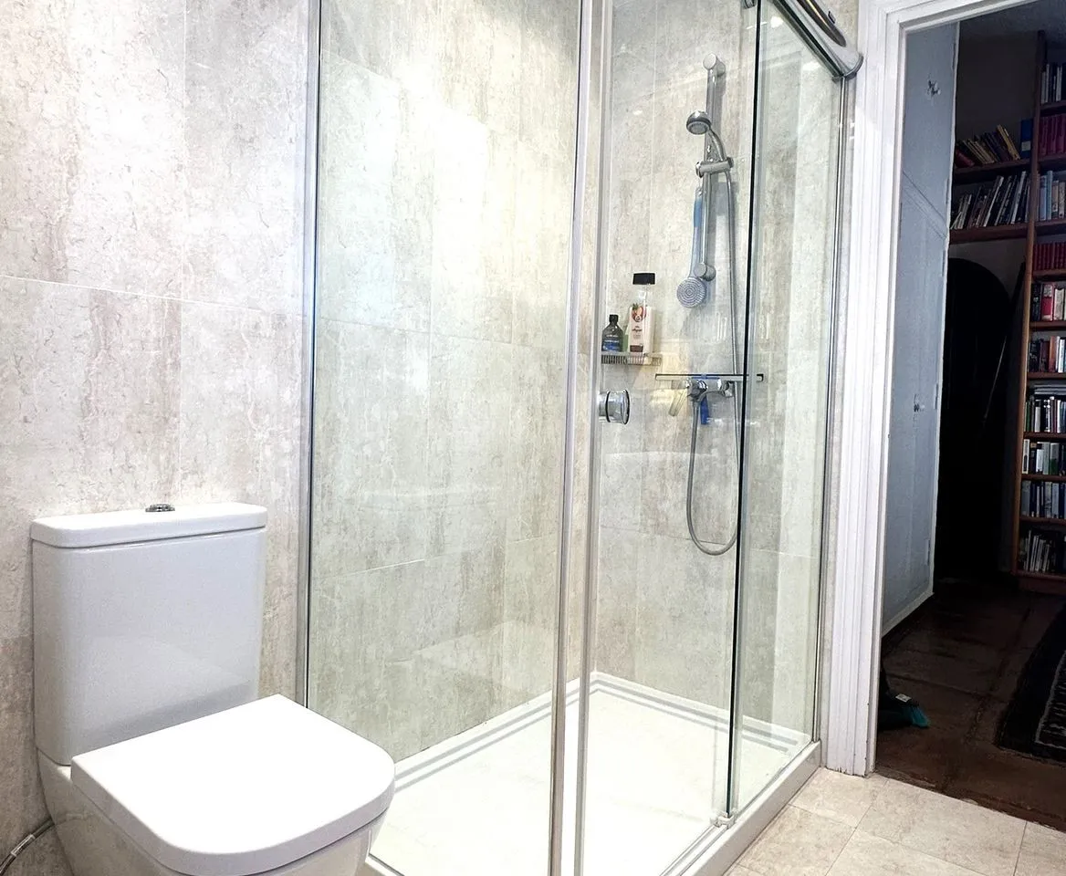 8eb49547-57ba-49c4-8a9e-ddfadfdaea8e