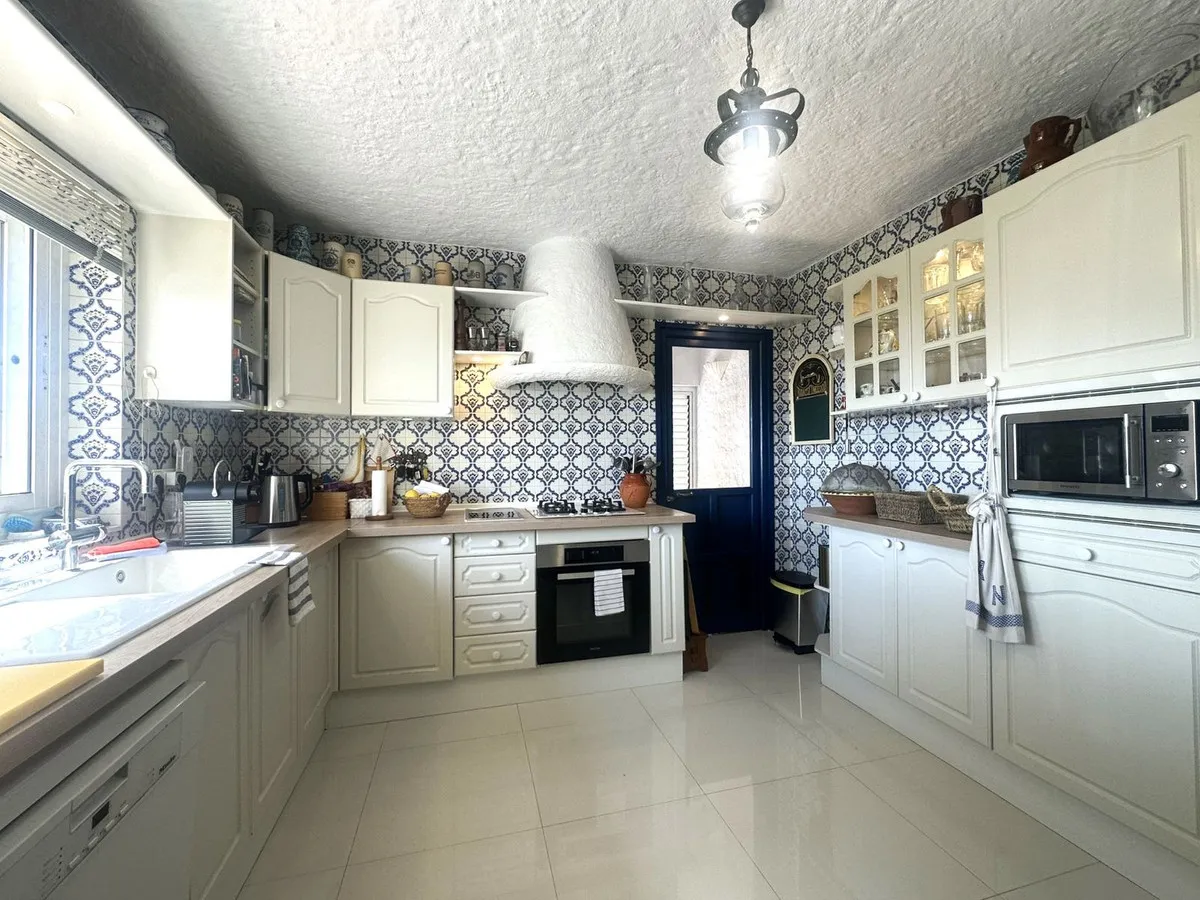 937c5151-dcf6-4b8b-92ce-dcc1608431a7