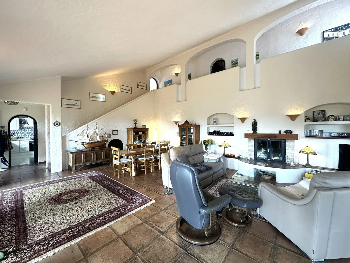 d815313e-af13-417f-aa34-5f3ef6f90100