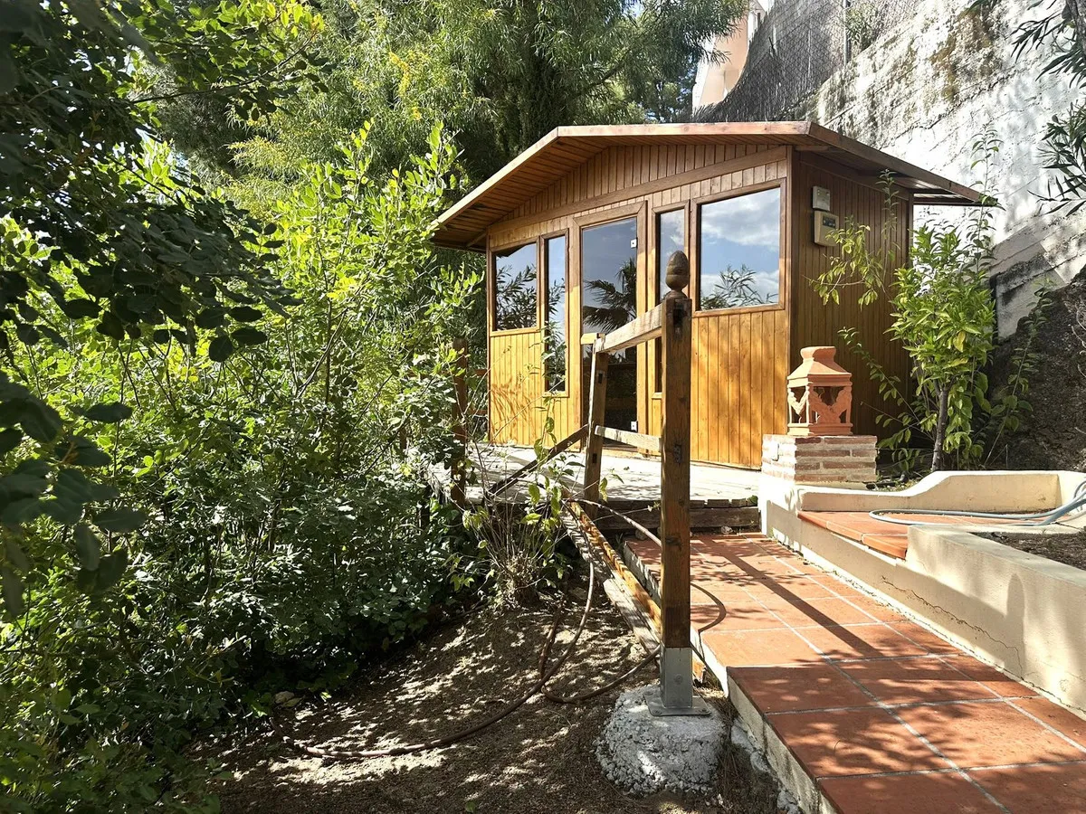 ed755151-e254-4370-869c-b643eb2d730c