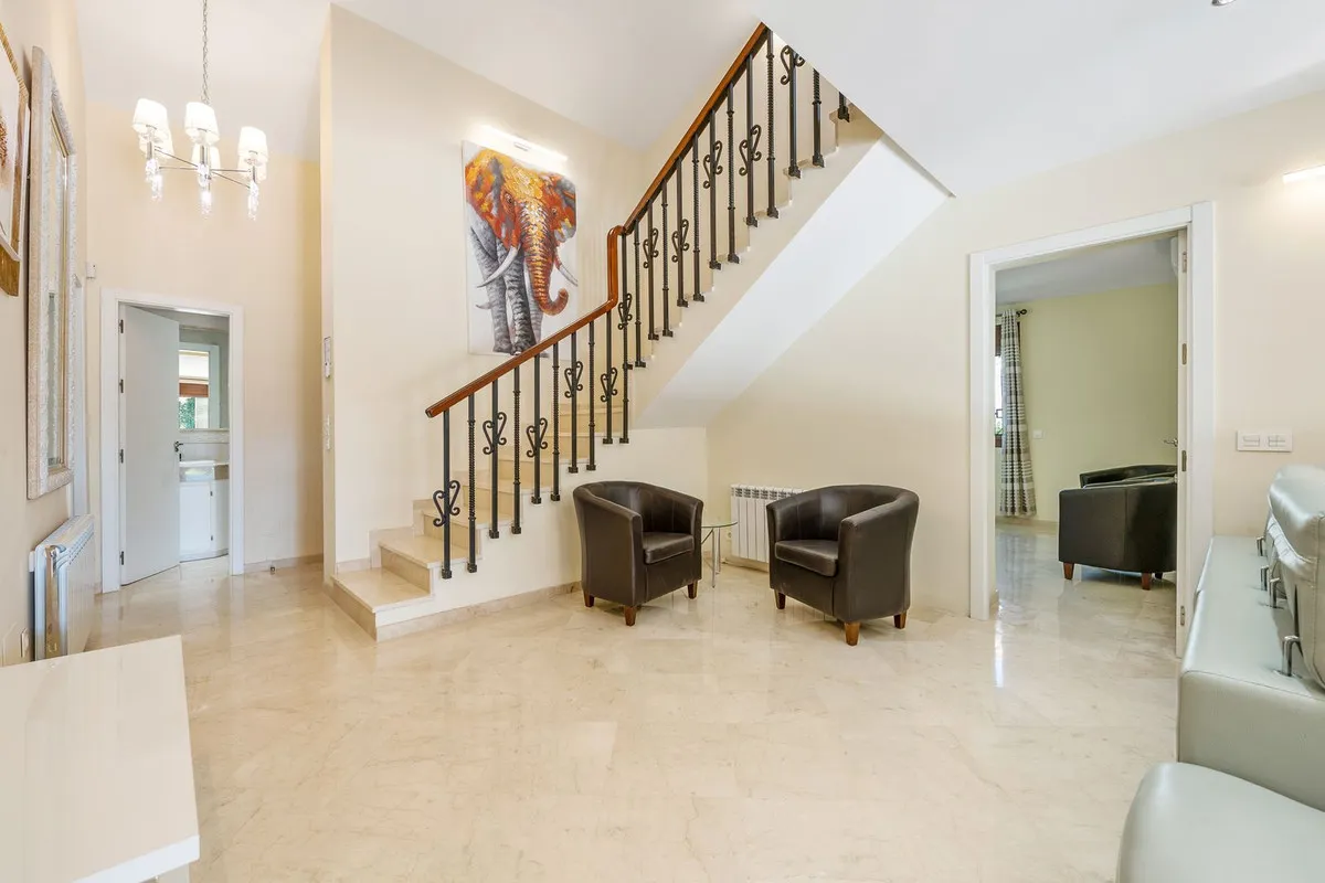 c18cd213-a0b3-4f71-a1c2-f4d14f1ff756