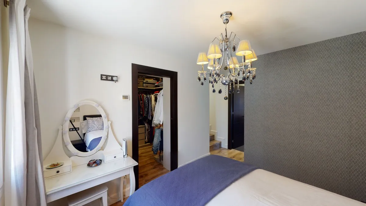 28b58d0f-61c6-48cf-b8e5-e6871c5a0fc2