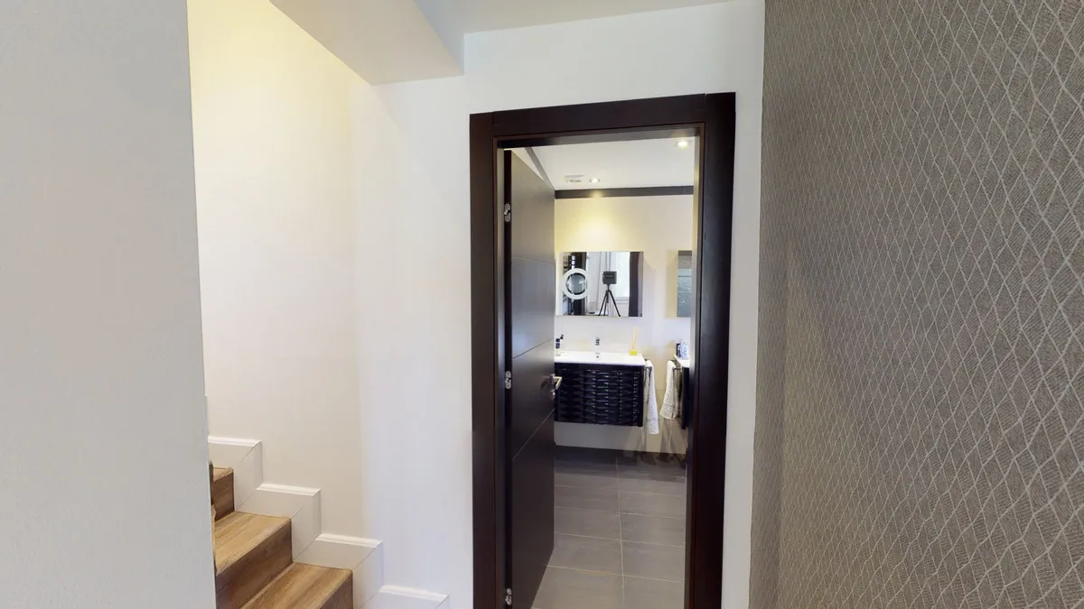 34effd35-d132-440b-a561-0e376b80b15d