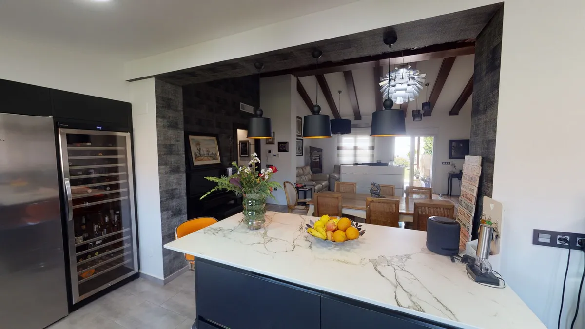 c5d7de71-3953-4c4d-bef7-d6e8c8d18254