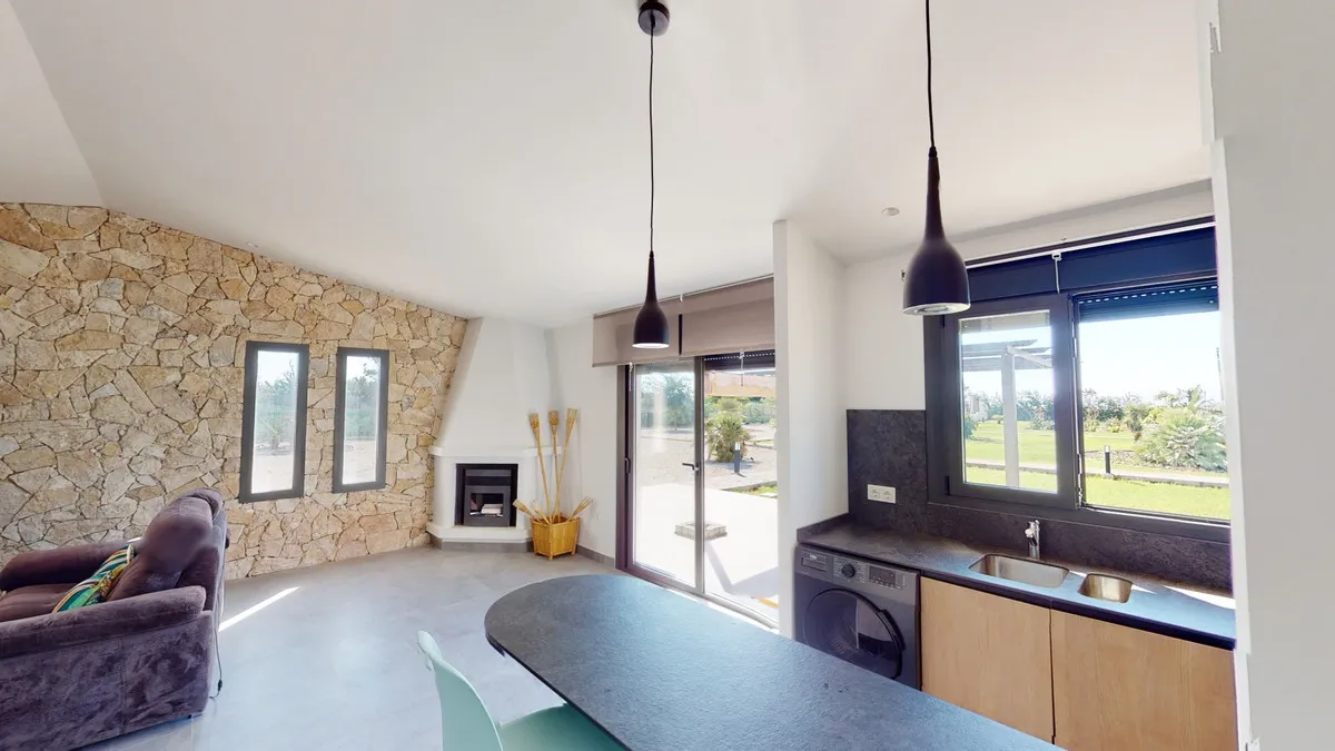 065e4bc8-f5e6-4404-85fe-0304798716cb