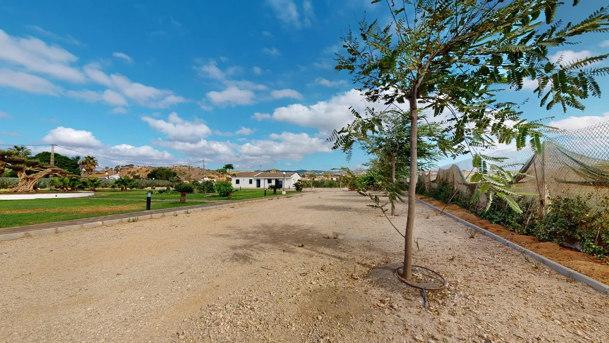 06e11f26-ae04-4dab-af6c-28574a65686f