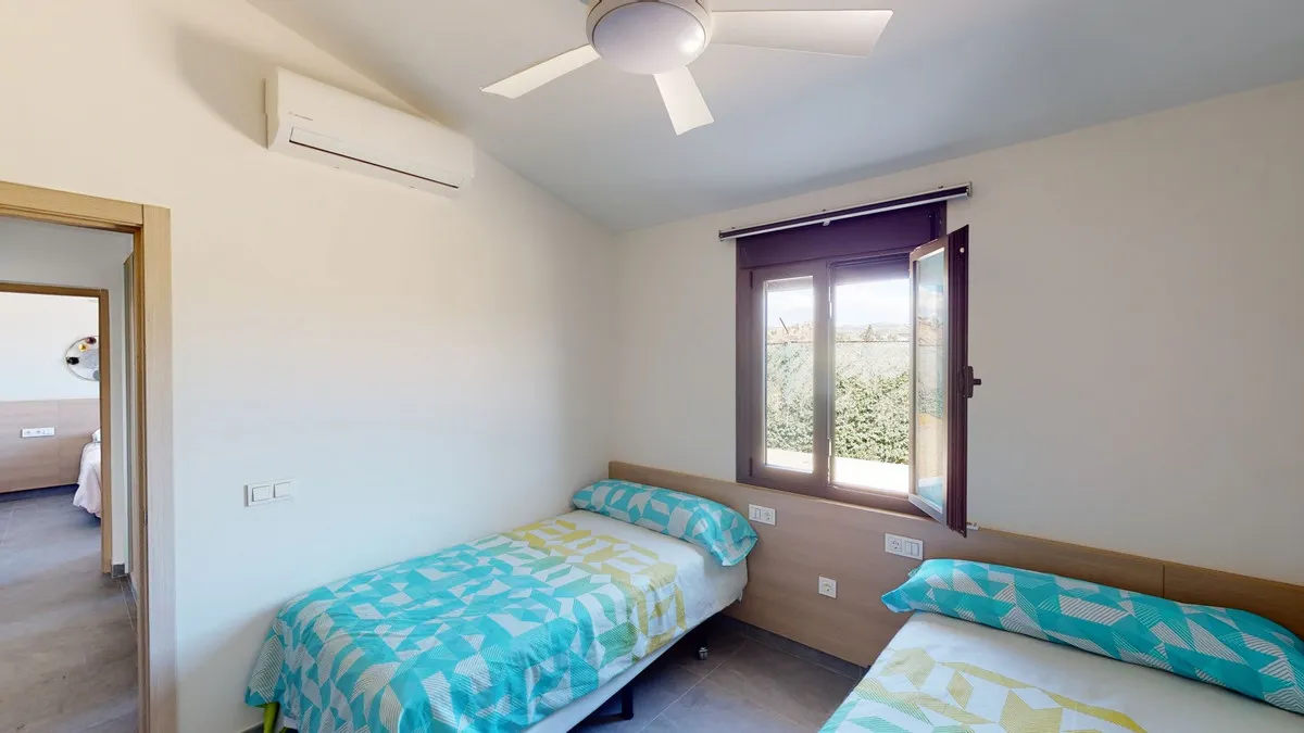 8984cb72-408c-4ef6-b0b7-97e725c36cee