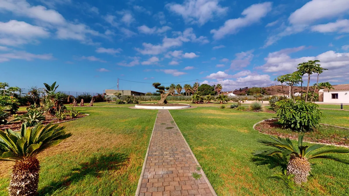 b26835b3-ea32-471a-adaa-a492b8fb7024