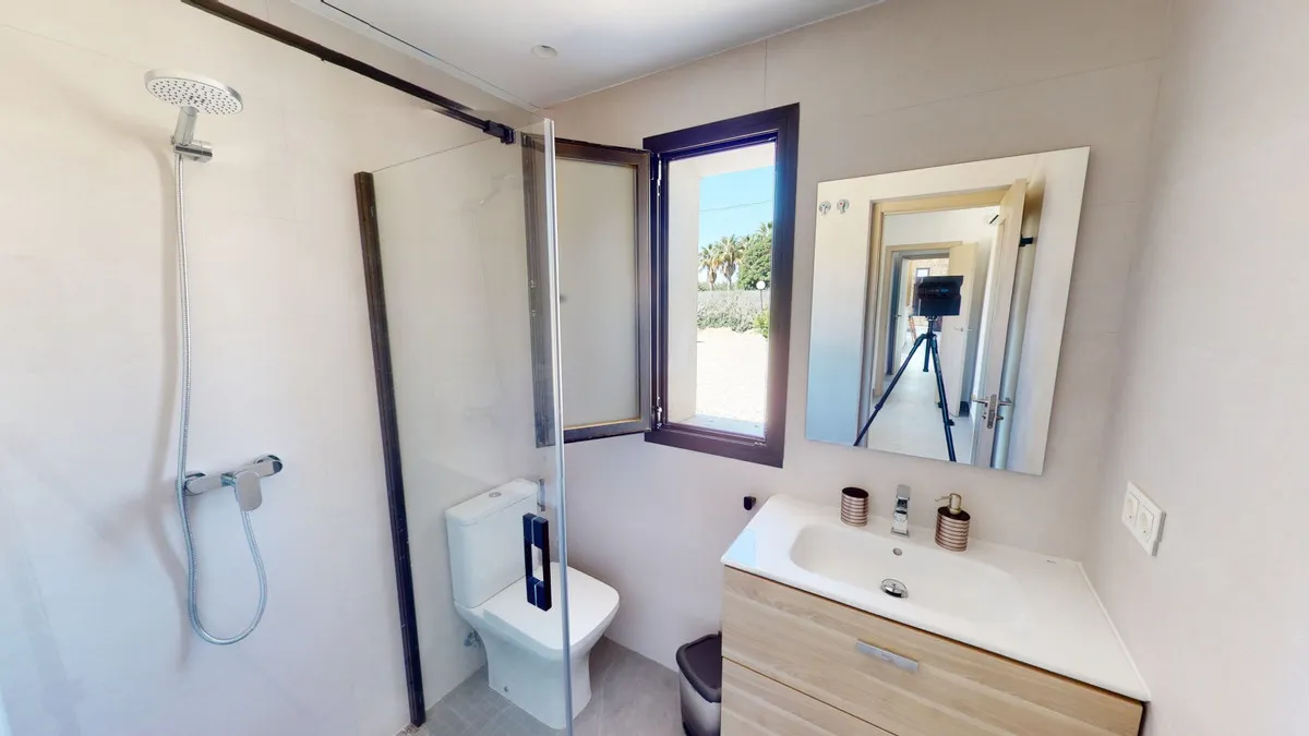 b723979c-00c3-432a-a5af-1f102278de31