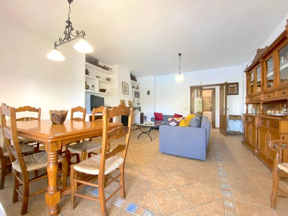 2a2966fc-1b12-4457-8e57-3238c68ebe83