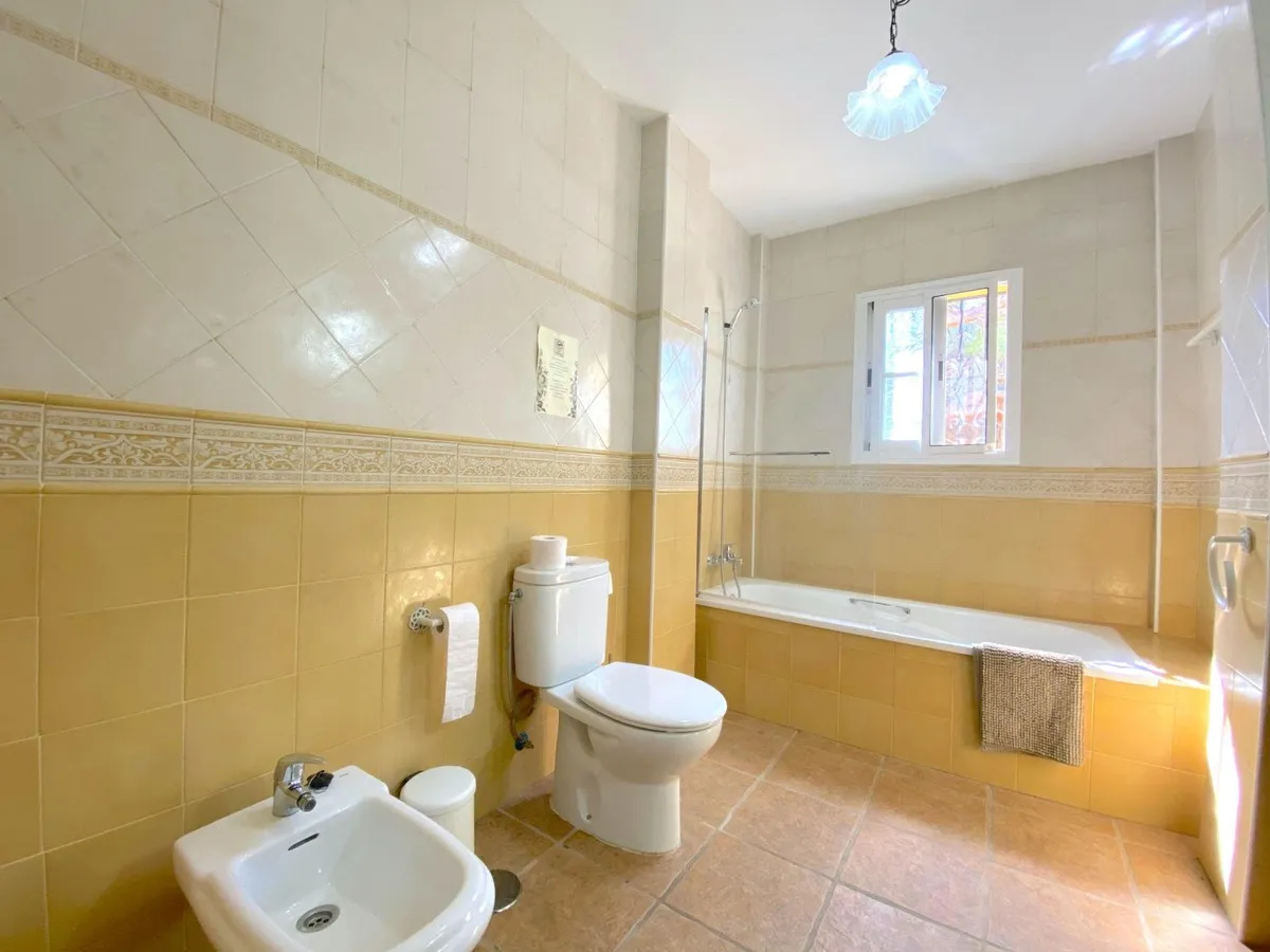 b9f9938e-06ed-48b7-a010-1c81d054e93a