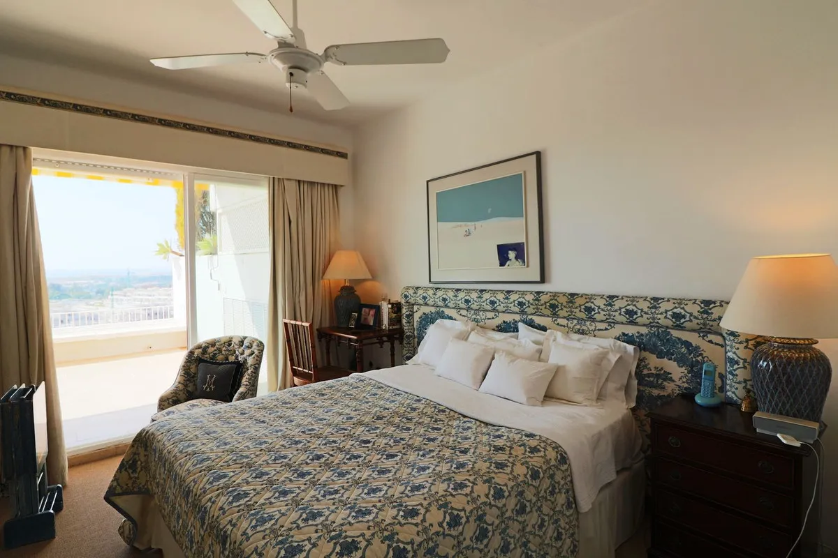 1a2d1391-b737-48f7-a108-fff915fc7525