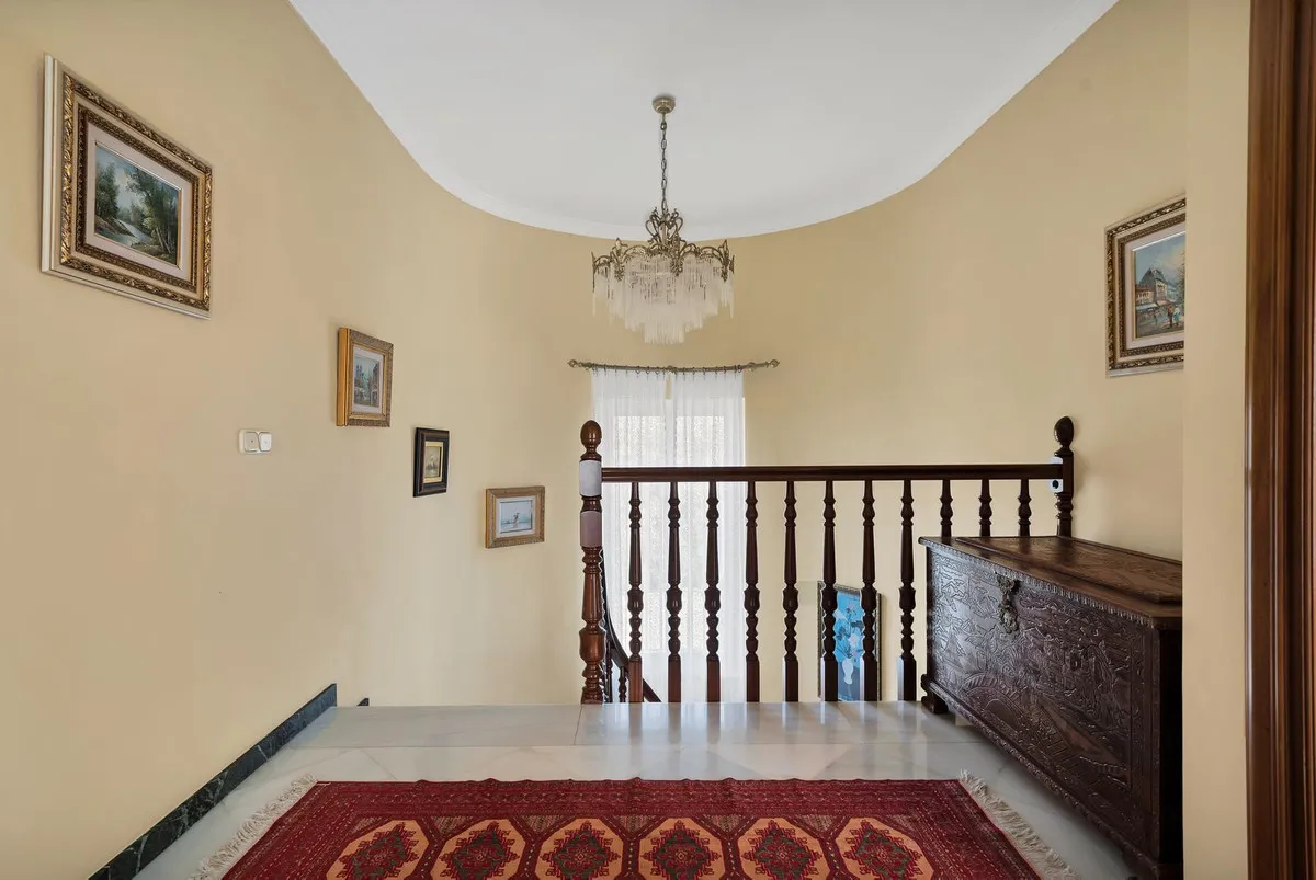 15b8dbed-5c9b-4185-b025-7a1515cc36a1