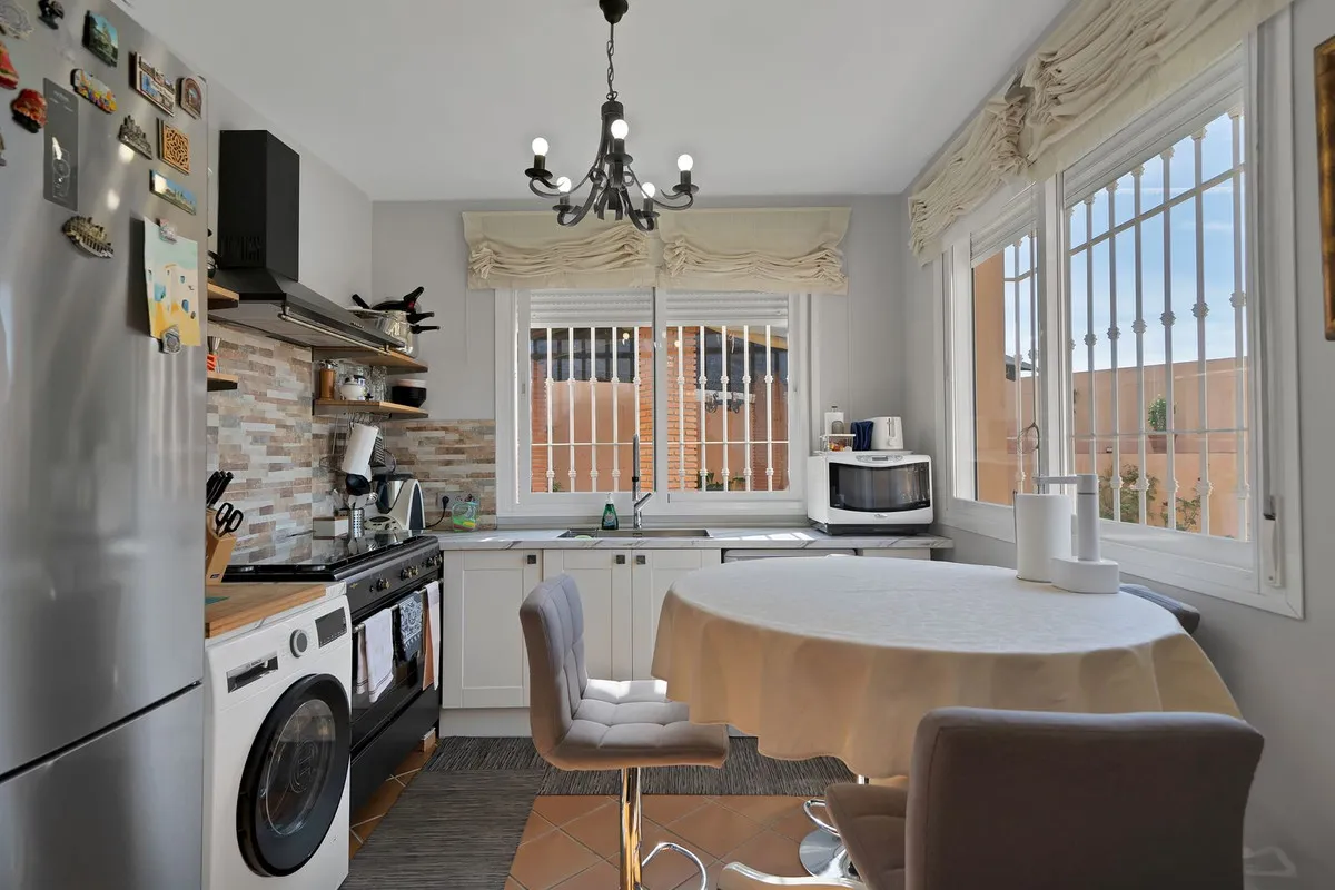 19b38f78-8e60-4962-939d-d631291cab8c