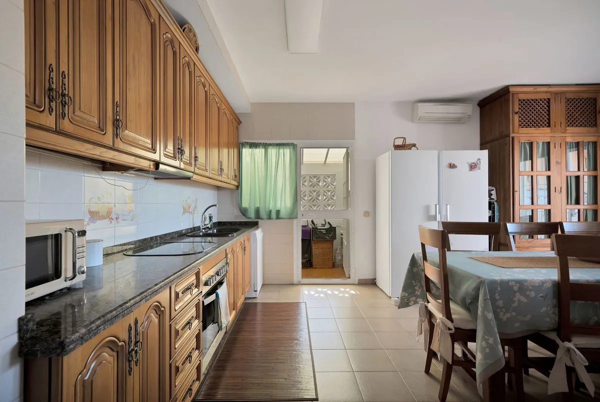 217efc9a-3235-41ea-a76f-5df8e76587eb