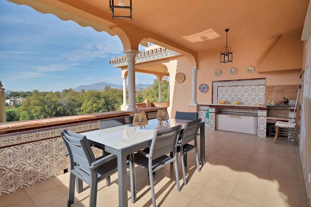 3e28cffd-15ef-4997-ae77-76e04344f9ea