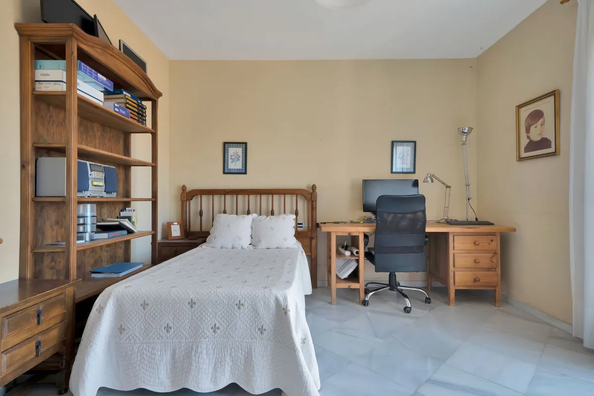 a413b4a9-bdf9-4c10-8cd4-a9fefe2ee47f