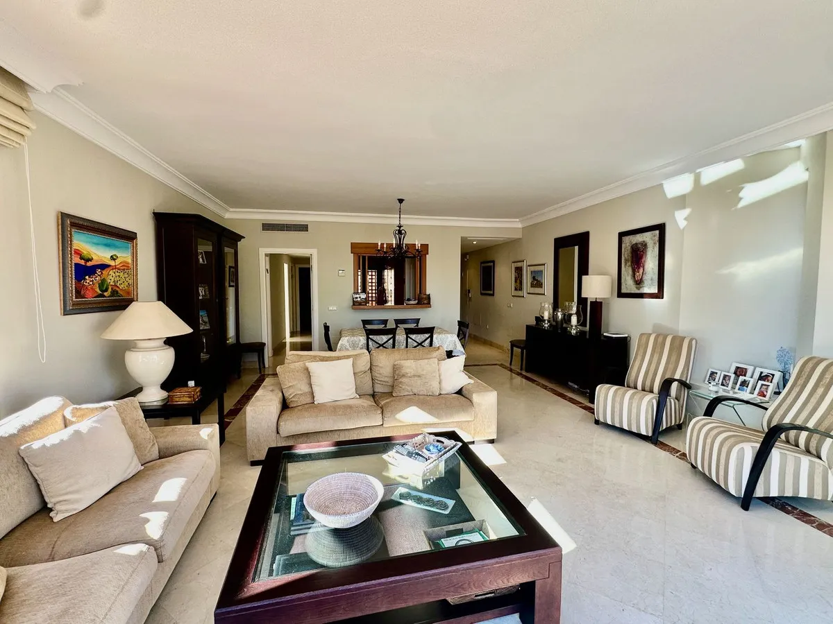 e5f388ea-472f-4a6d-91b2-f1f45792fa4a