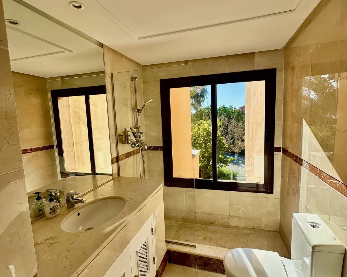 fcd425f6-d4b2-4dea-a592-ab5722312c6b