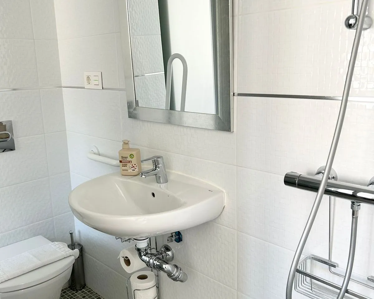 82a8f1d4-9ee1-4ecb-9616-dbe64c422dfd