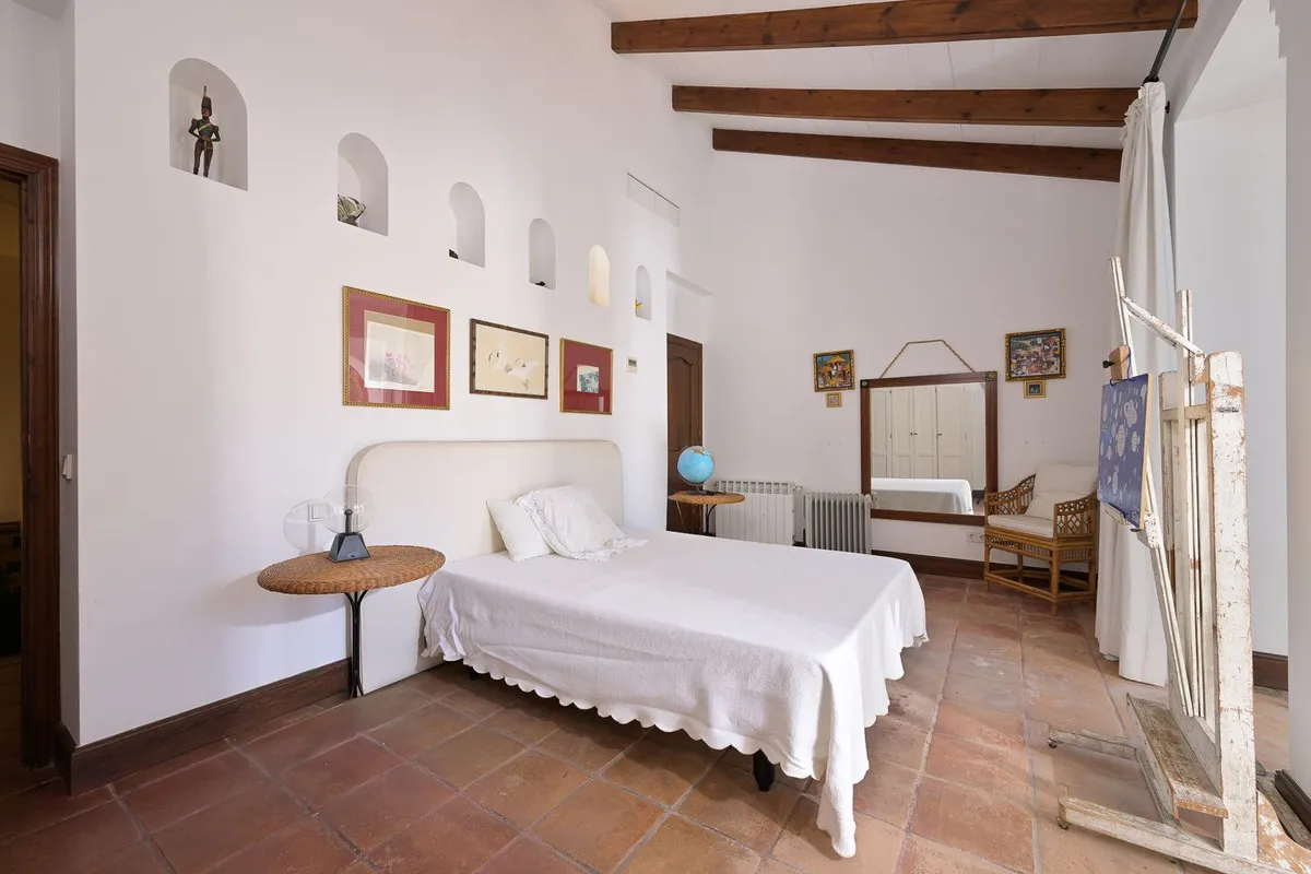 35e3b636-48c0-4dbd-b24b-84153f14261e