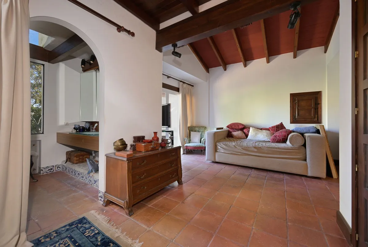 4fd81371-a4c1-4155-807b-d2c6cf3d6adb