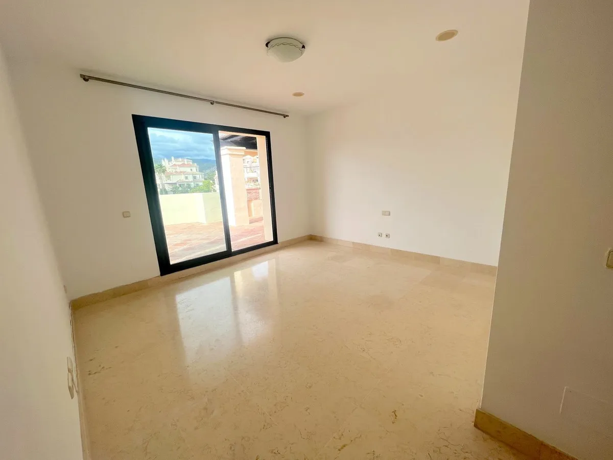 5c29919c-9bce-46e8-a5b6-5608eef8c70a