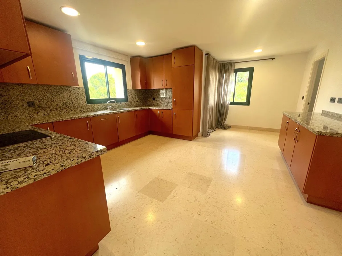 92f9907e-2a35-475a-b697-290f5d319a49